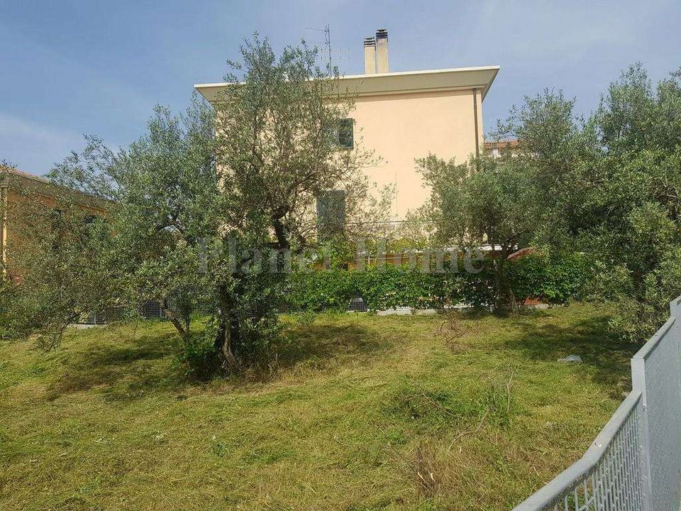 Helårsgrund i Amelia, Terni - foto 2