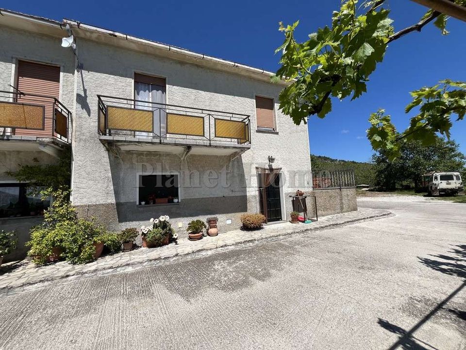 Rekkehus i Montecchio, Terni - bilde 1