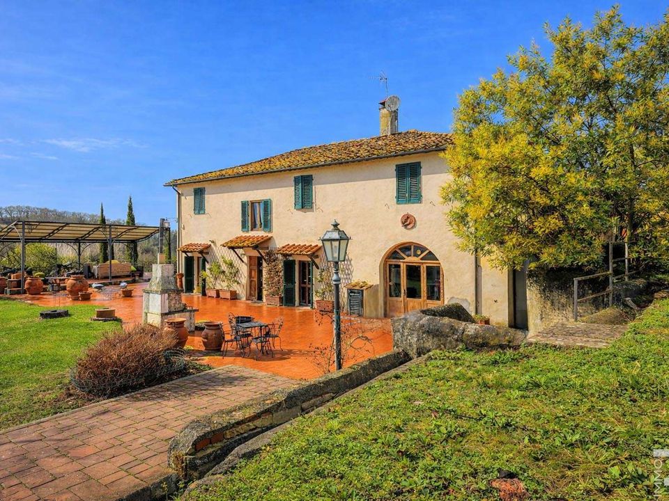 Farm hus i Terranuova Bracciolini, Arezzo - foto 1