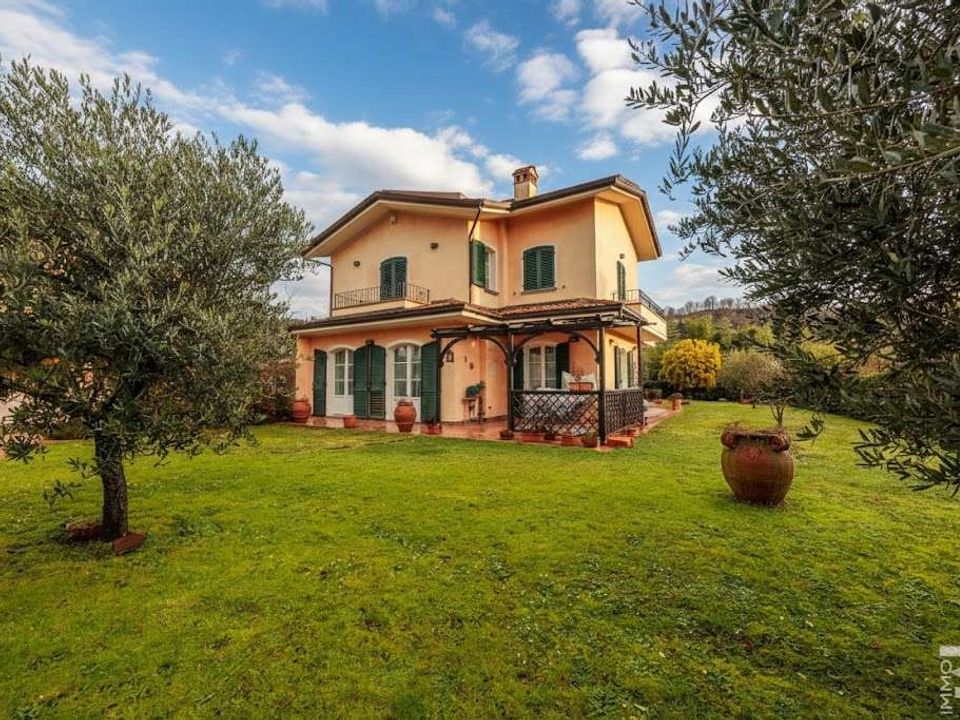Villa i Pontremoli, Massa and Carrara - foto 1