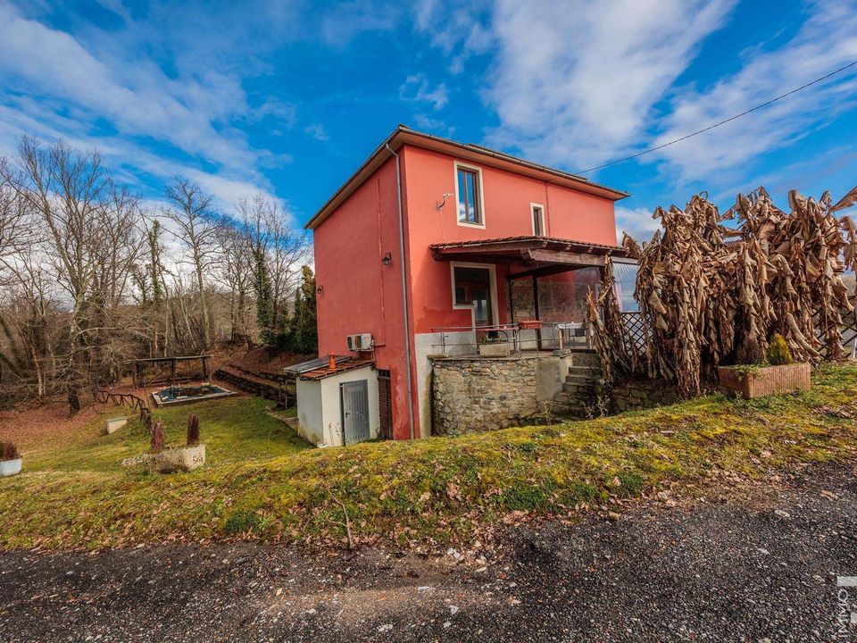 Farm hus i Bagnone, Massa and Carrara - foto 1