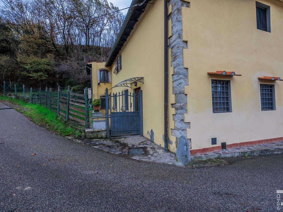 Farm house in Scarperia e San Piero, Florence - photo 5
