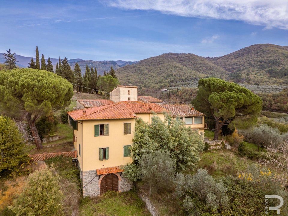 Farm hus i Loro Ciuffenna, Arezzo - foto 1