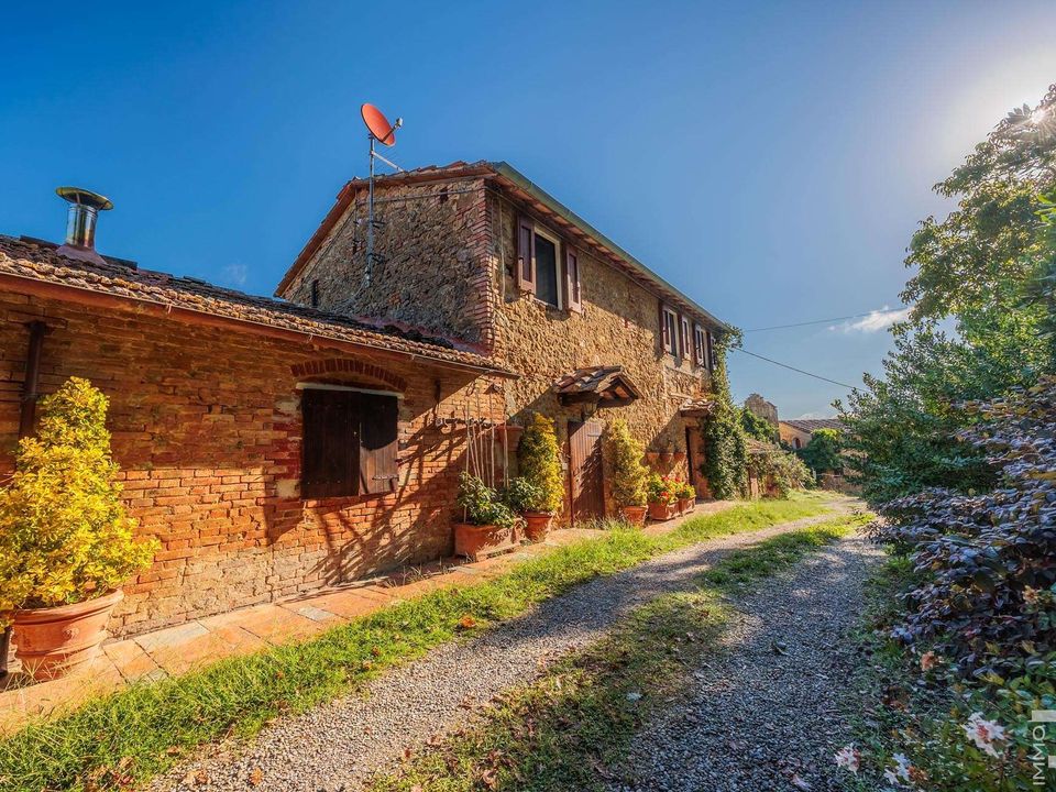 Gårdshus i San Gimignano, Siena - bilde 5