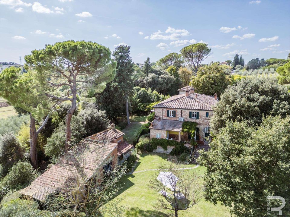 Farm hus i Foiano della Chiana, Arezzo - foto 1
