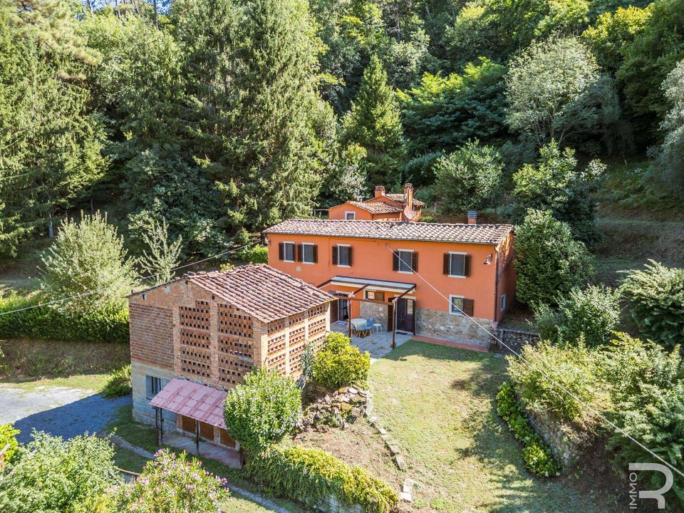 Casa de campo en Pescia, Pistoia - foto 1