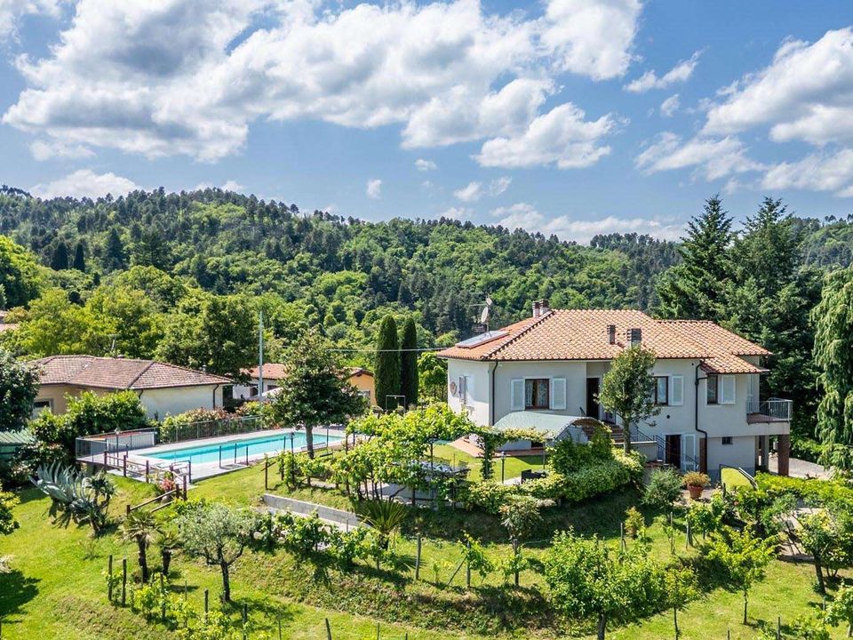Landejendom i Pescia, Pistoia - foto 1