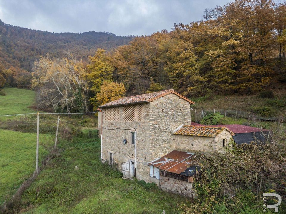 Farm house in Scarperia e San Piero, Florence - photo 5