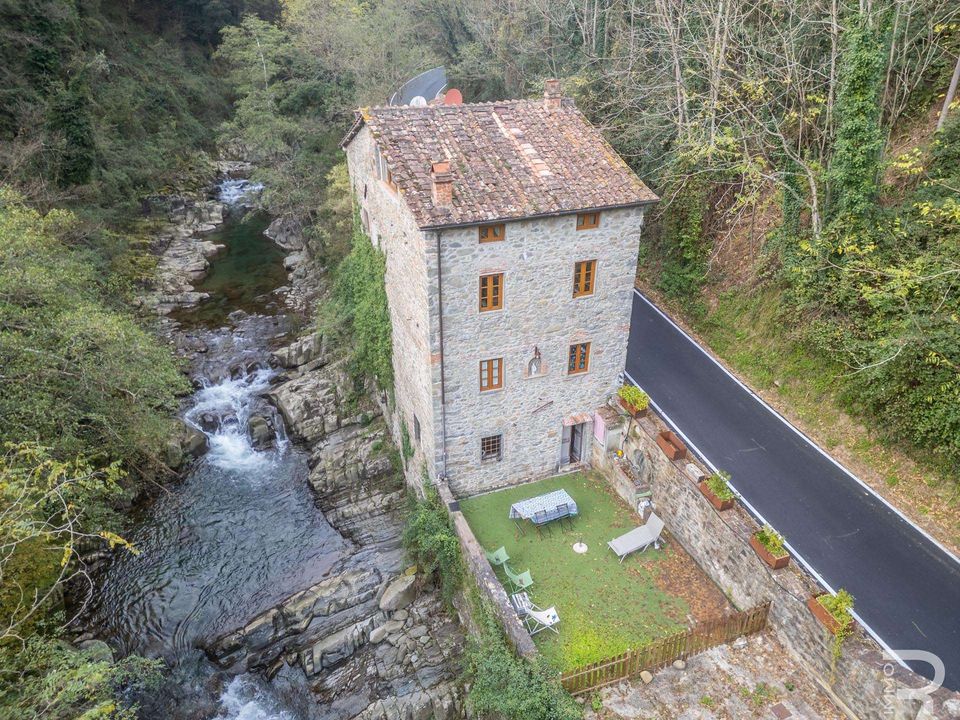 Gårdshus i Pescia, Pistoia - bilde 2