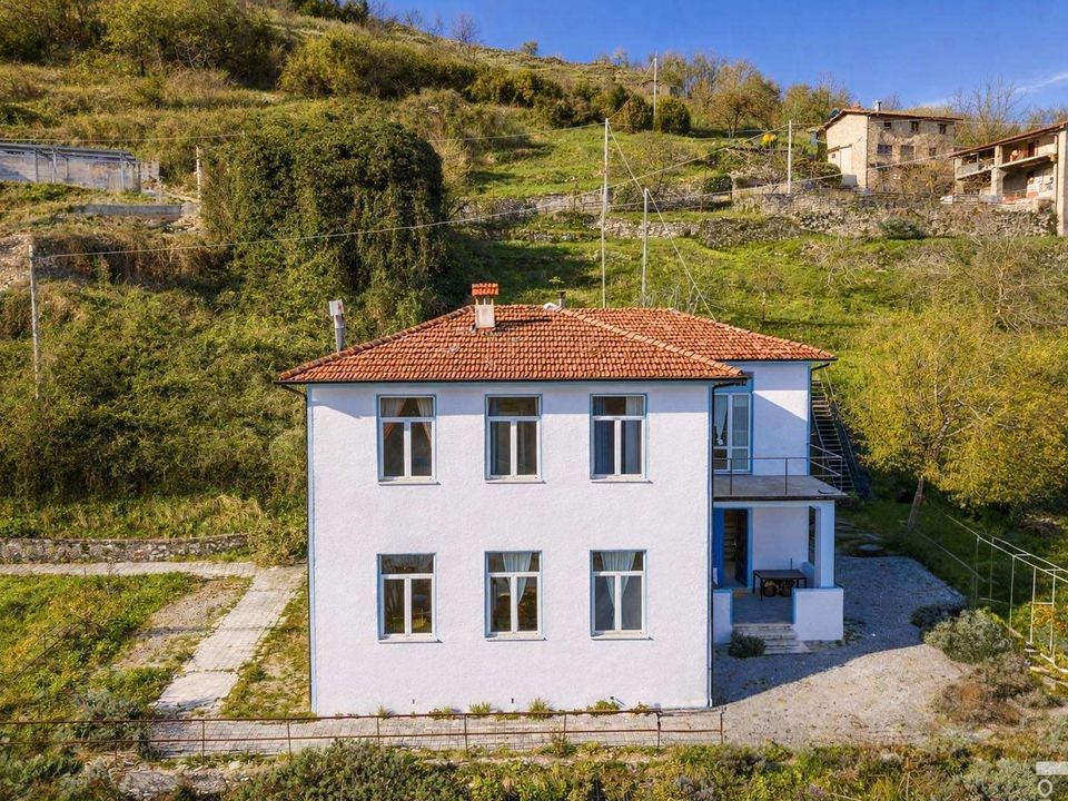 Farm hus i Castelnuovo di Garfagnana, Lucca - foto 1