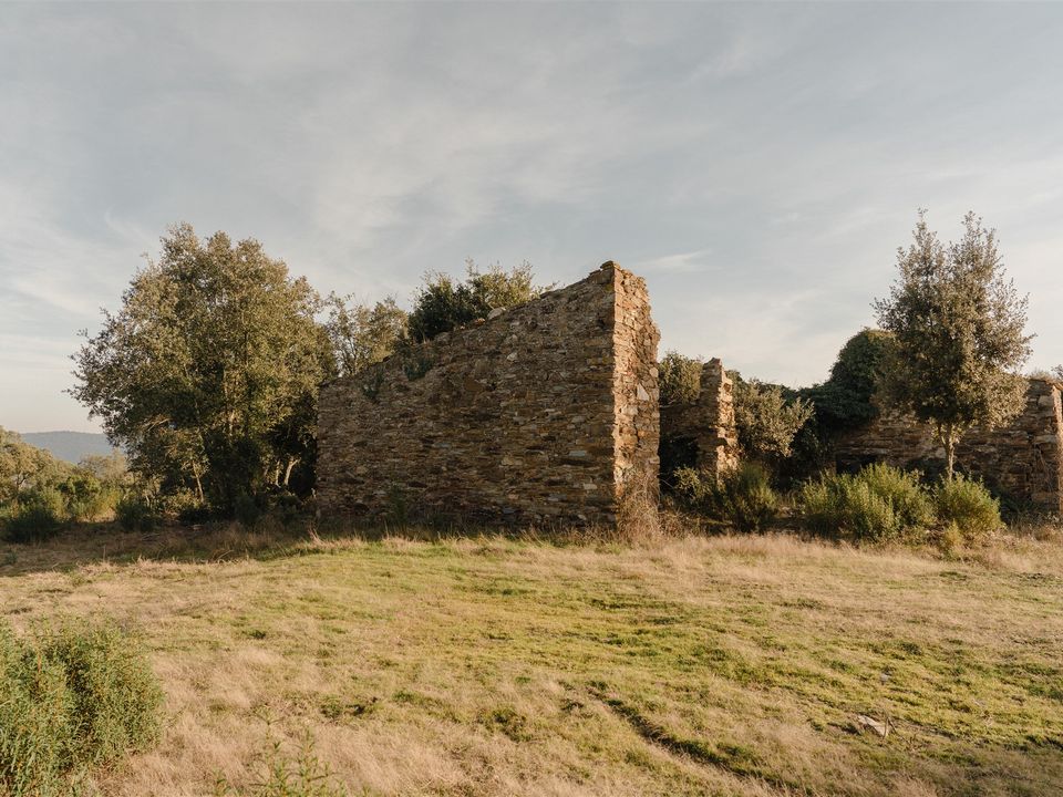 Ruinere i Cruilles, Gerona - foto 4