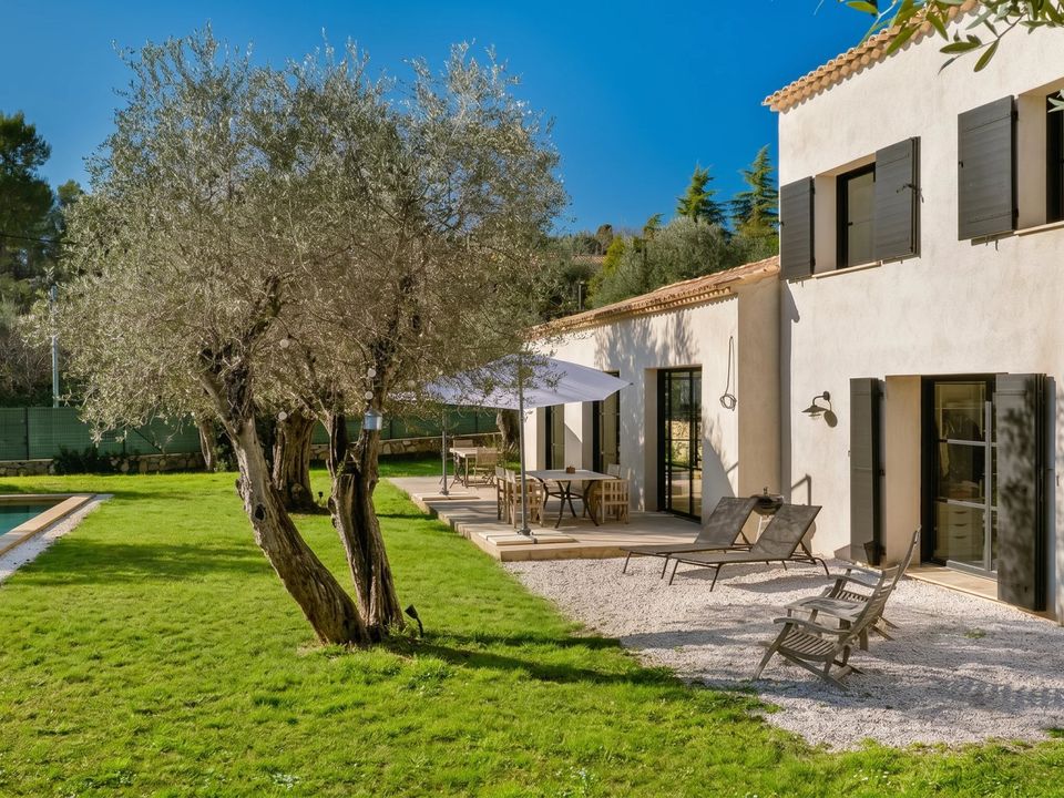 Villa i Valbonne, Alpes-Maritimes - foto 1