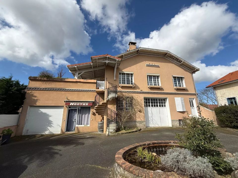 Villa i Sauveterre-de-Bearn, Pyrenees-Atlantiques - foto 1