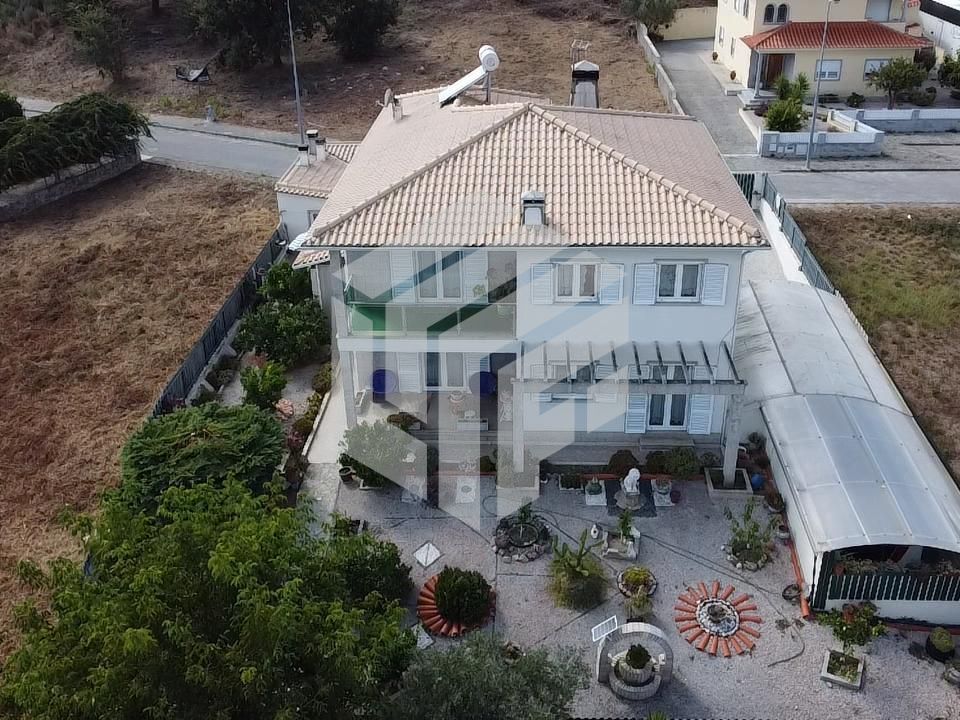 Villa i Oliveira do Hospital, Coimbra - foto 1