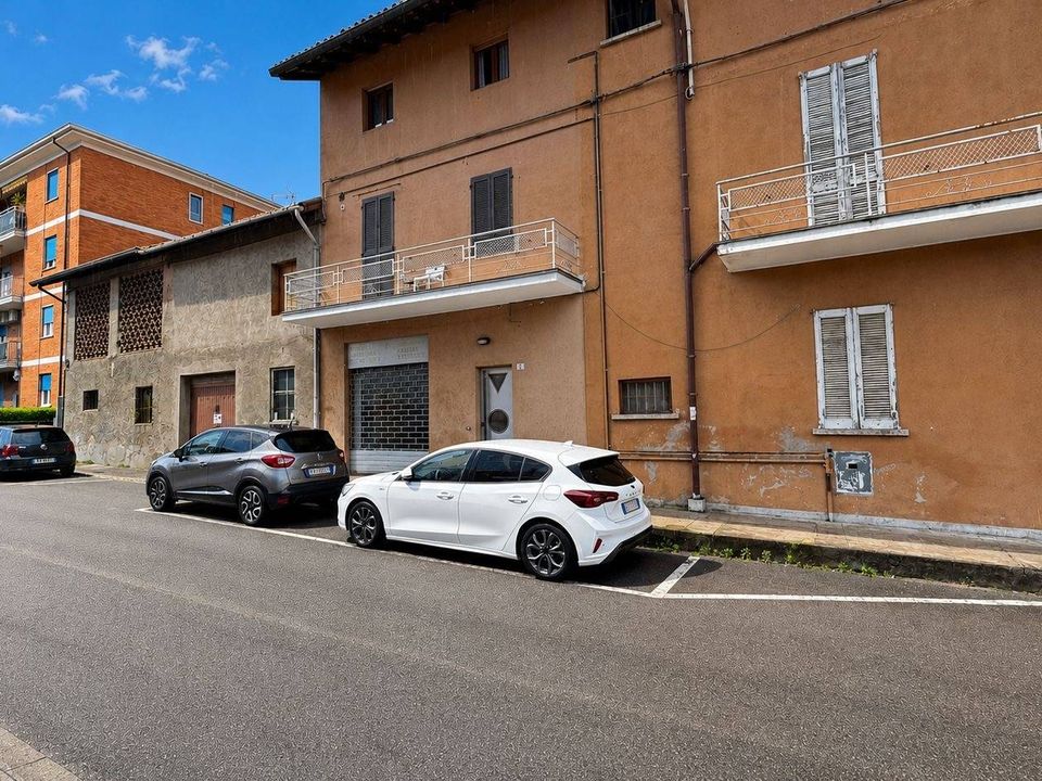 Erhvervsejendom i Roncello, Monza and Brianza - foto 1