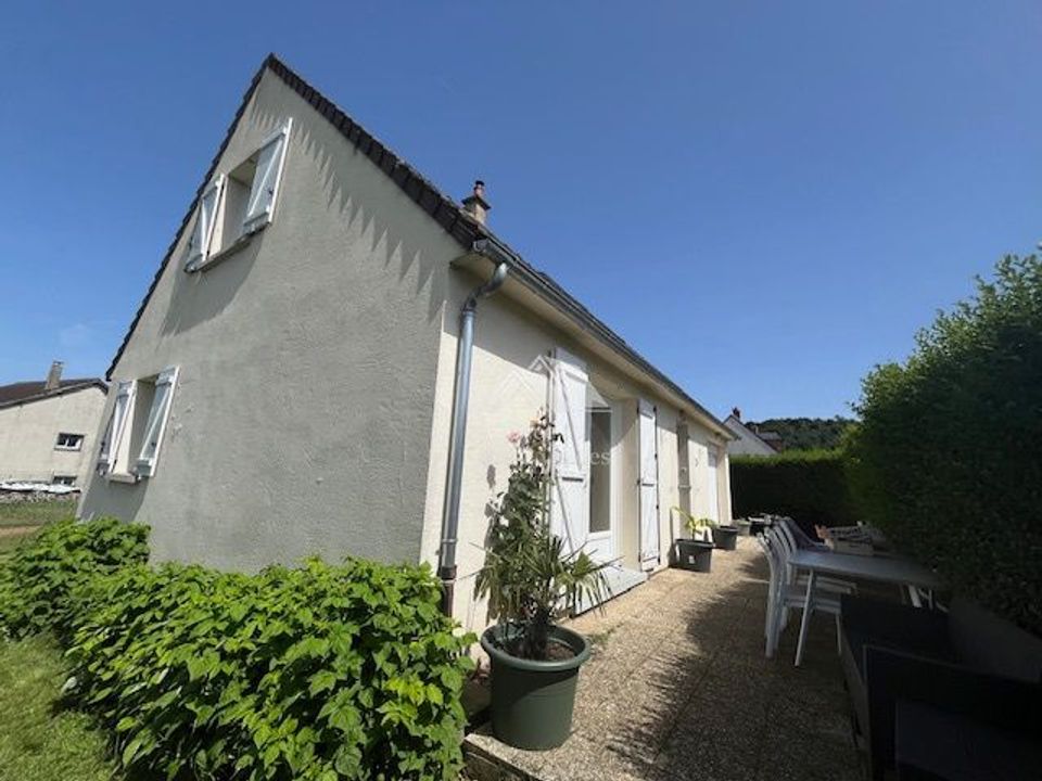 Villa in Saint-Sauveur, Oise - photo 1