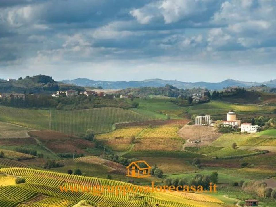 Landejendom i Castel Rocchero, Asti - foto 1