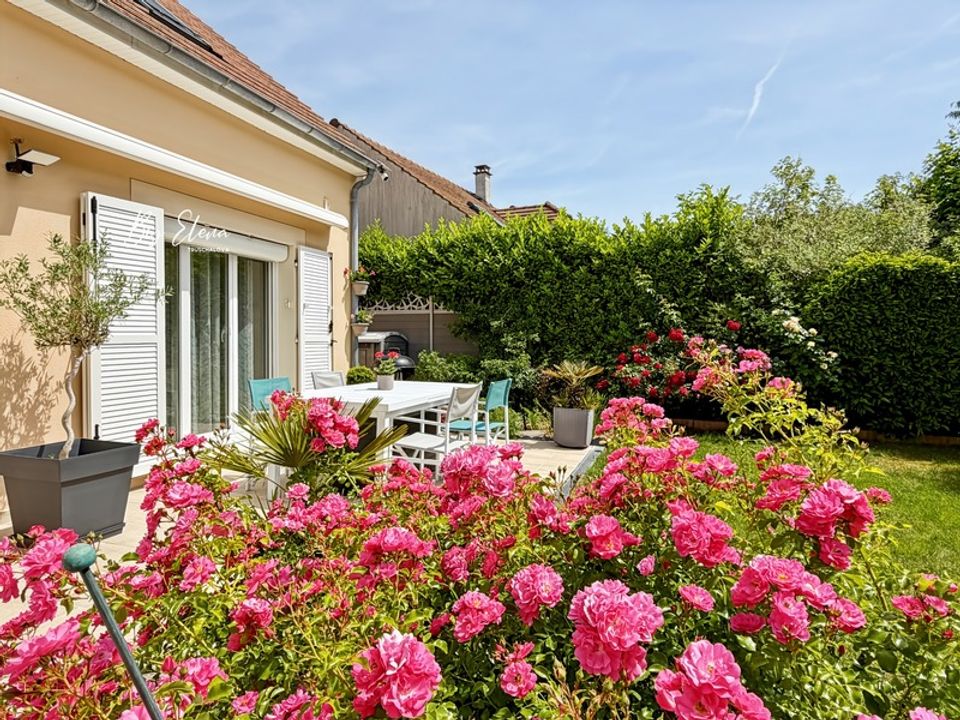 Bungalow i Bussy-Saint-Georges, Seine-et-Marne - foto 1