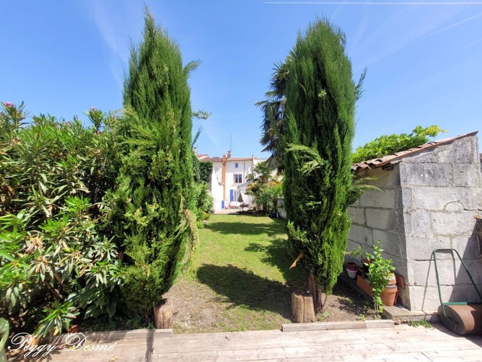 Byhus i Saintes, Charente-Maritime - foto 2
