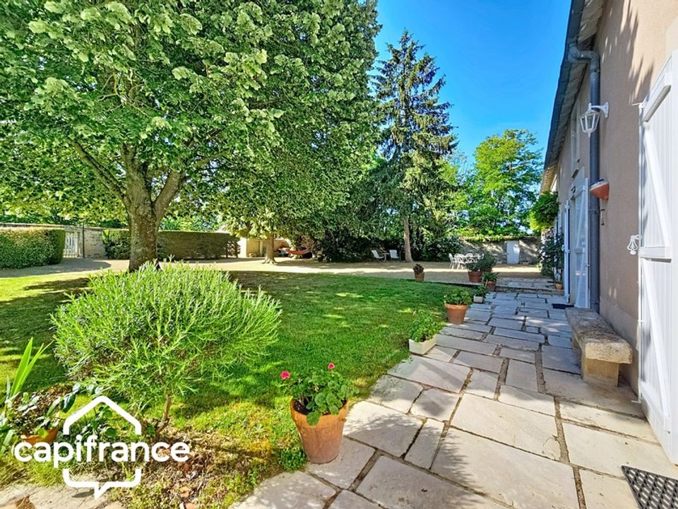 Villa i Saint-Martin-De-Sanzay, Deux-Sevres - foto 1