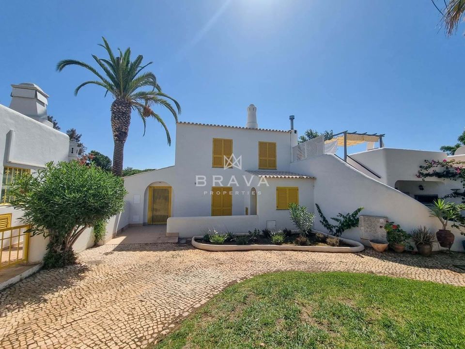 Villa i Quarteira, Faro - foto 1