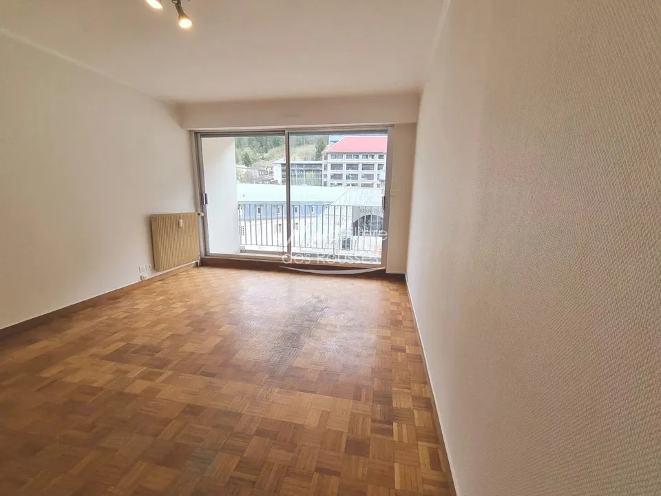Lejlighed i Hauts-de-Bienne, Jura - foto 1