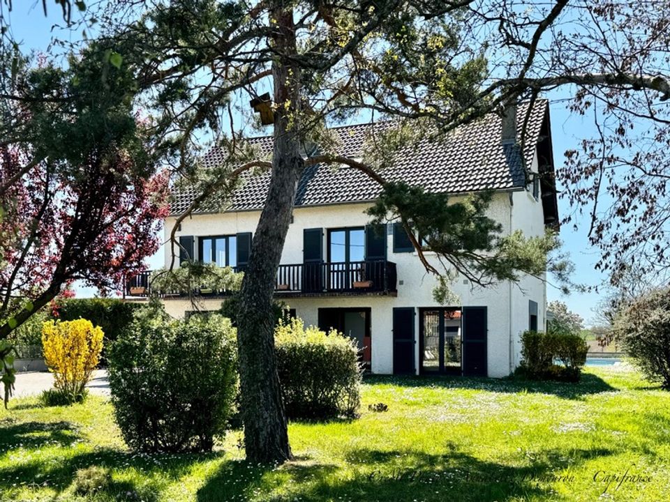Villa i Saint-Bonnet-près-Riom, Puy-de-Dome - foto 2