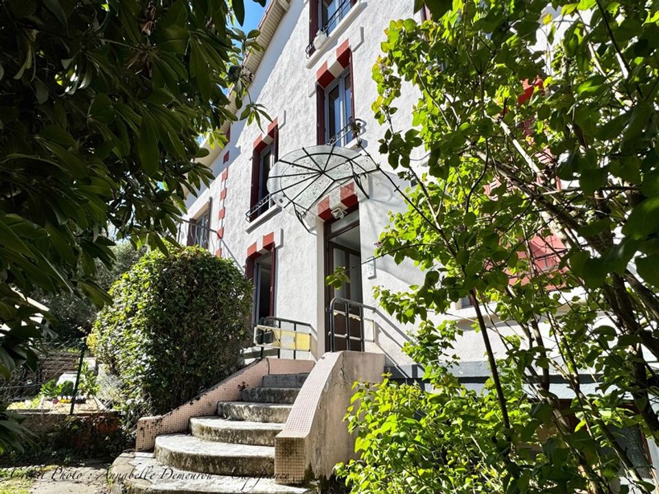 Lejlighed i Châtel-Guyon, Puy-de-Dome - foto 2