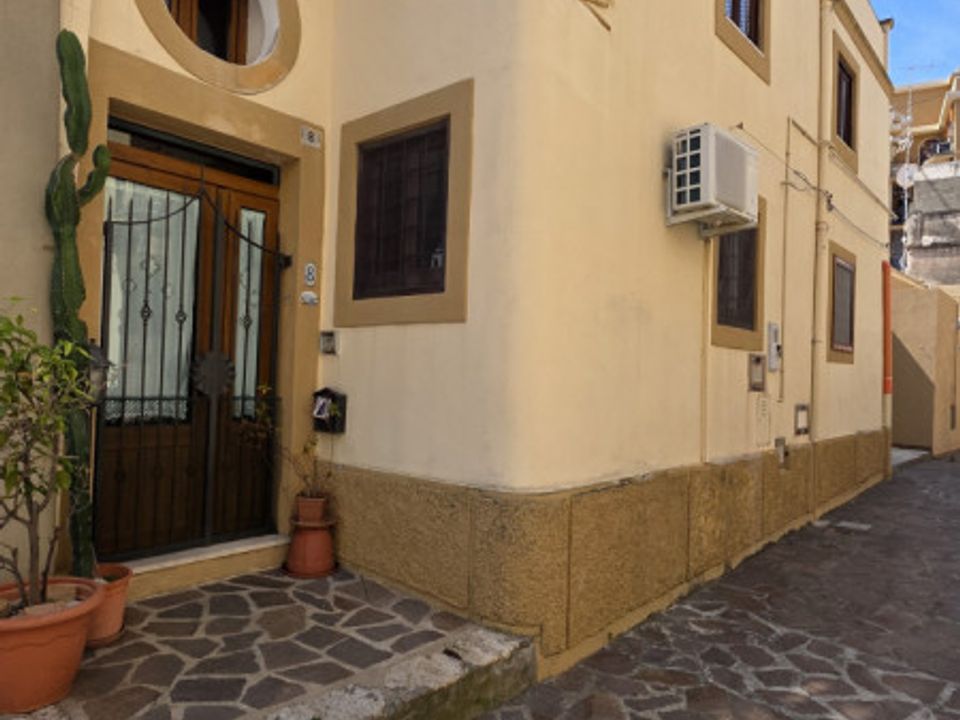 Villa - Milazzo, Messina - photo 1