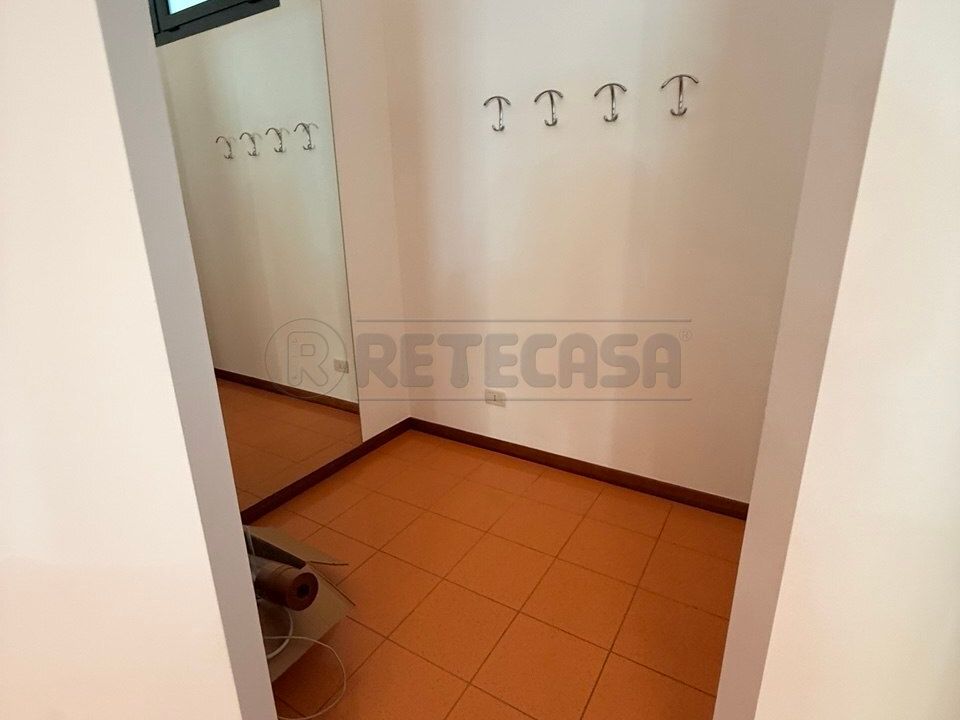 Erhvervsejendom i Montecchio Maggiore, Vicenza - foto 2