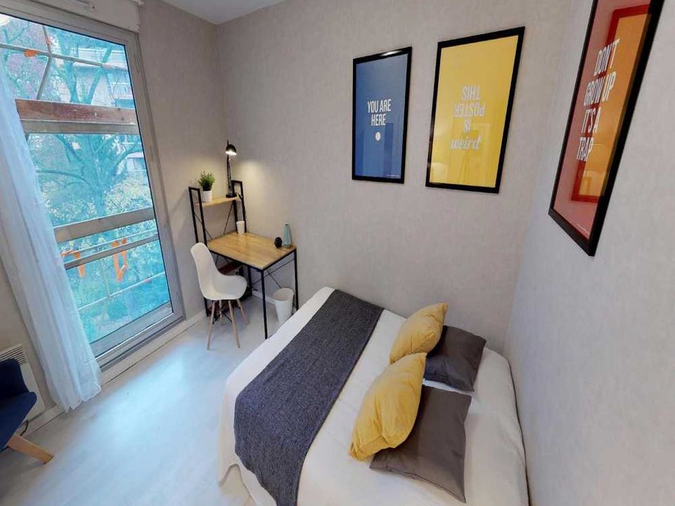 Apartment in Lyon, Rhone - photo 3