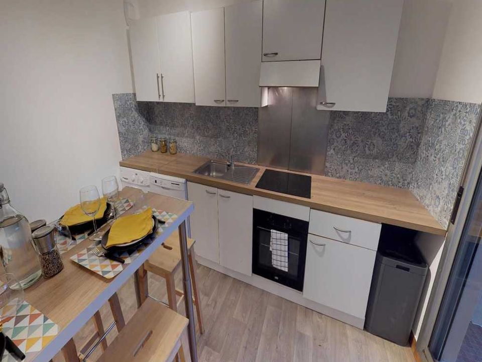 Apartment in Lyon, Rhone - photo 4