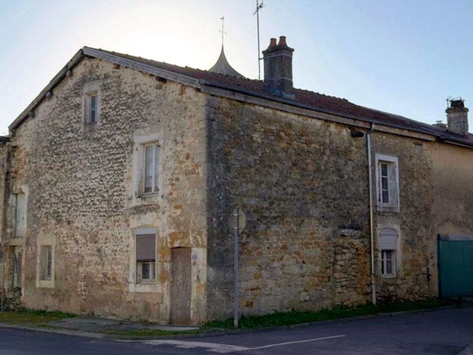 Landsbyhus i Sassey-sur-Meuse, Meuse - foto 1