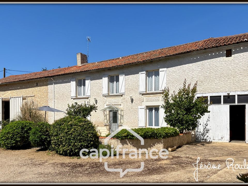 Landejendom i Champagne-Lureau, Vienne - foto 1
