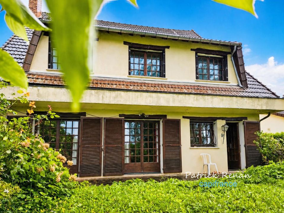 Villa i Les Clayes-Sous-Bois, Yvelines - foto 1