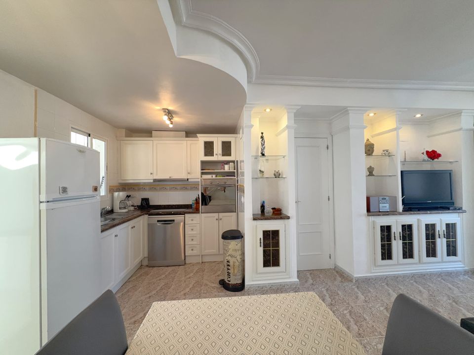 Casa unifamiliar a Cabo Roig, Alicante - foto 2