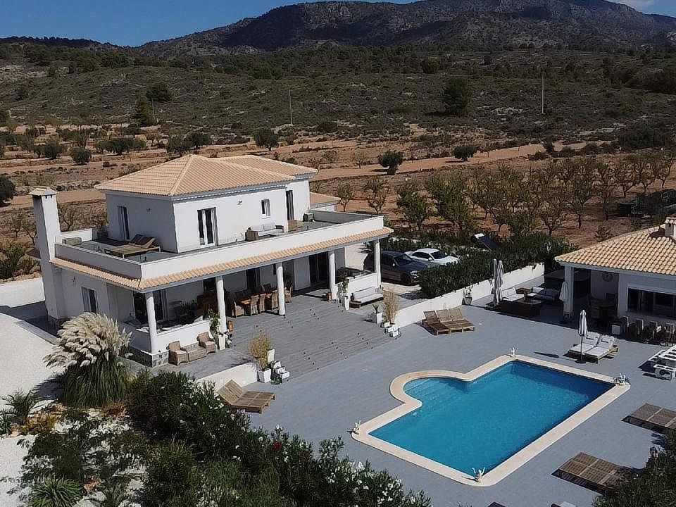 Villa i Pinoso, Alicante - foto 1