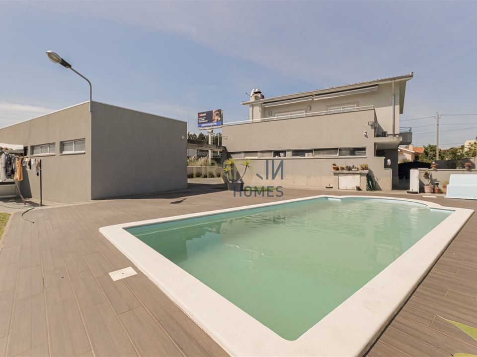 Villa i Santa Maria da Feira, Aveiro - foto 1