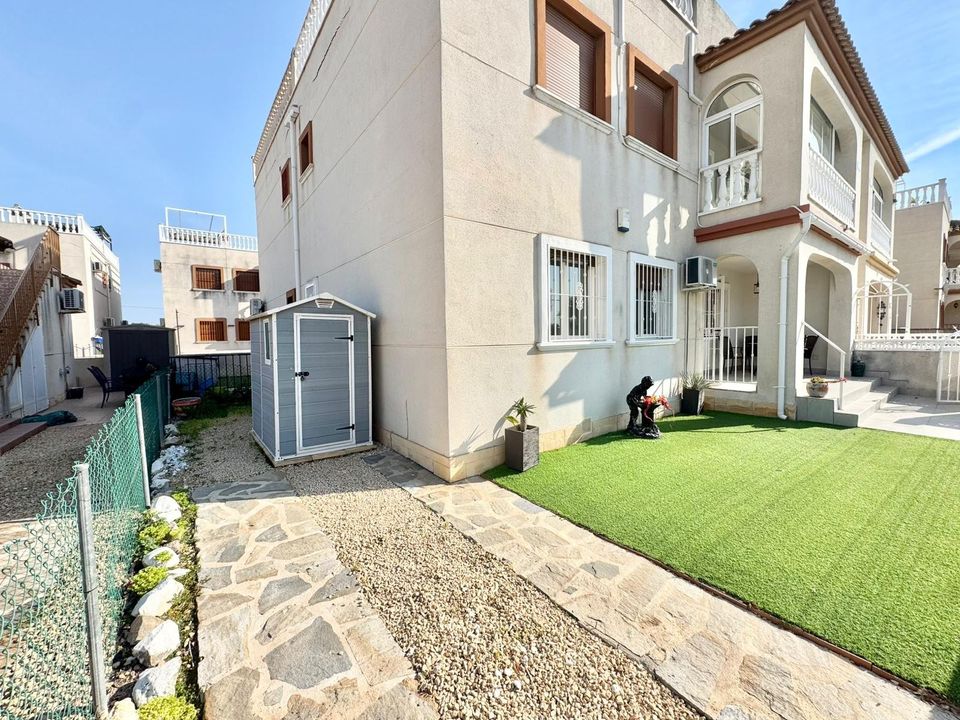 Apartment in Daya Vieja, Alicante - photo 1