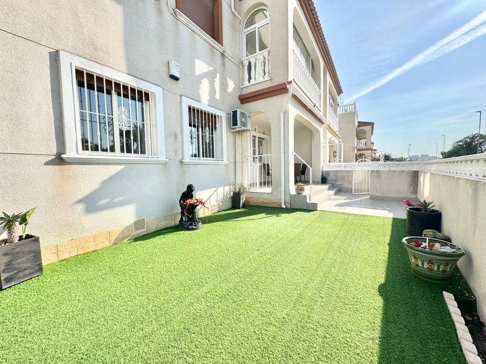 Apartment in Daya Vieja, Alicante - photo 2