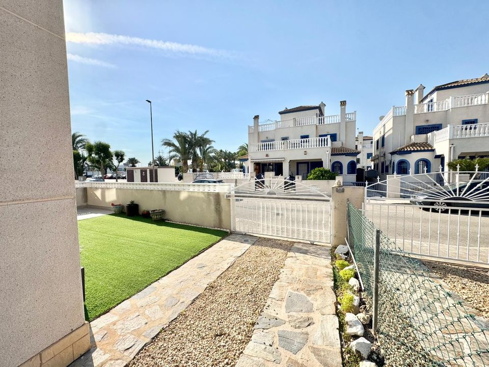 Apartment in Daya Vieja, Alicante - photo 3