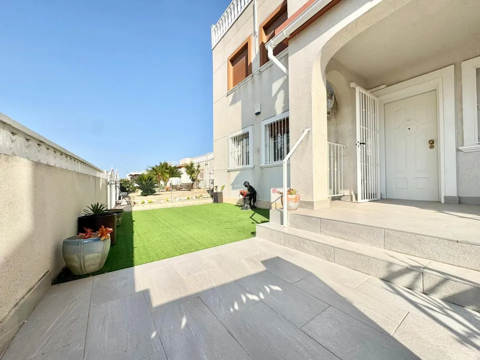Apartment in Daya Vieja, Alicante - photo 4