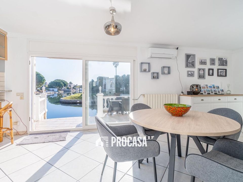 Villa i Empuriabrava, Gerona - foto 3