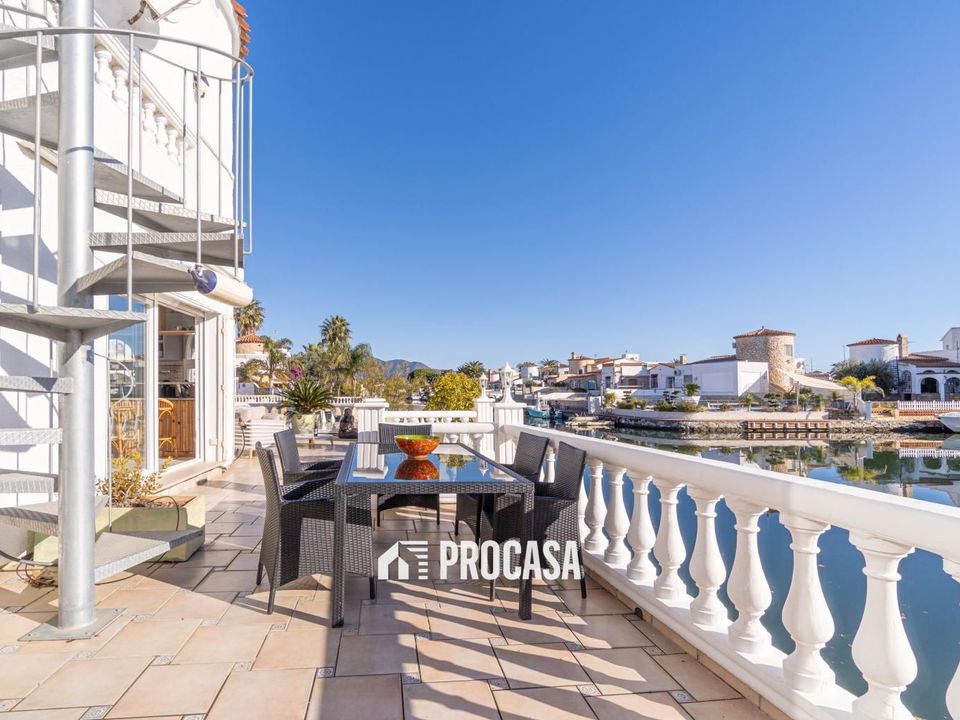 Villa i Empuriabrava, Gerona - foto 4