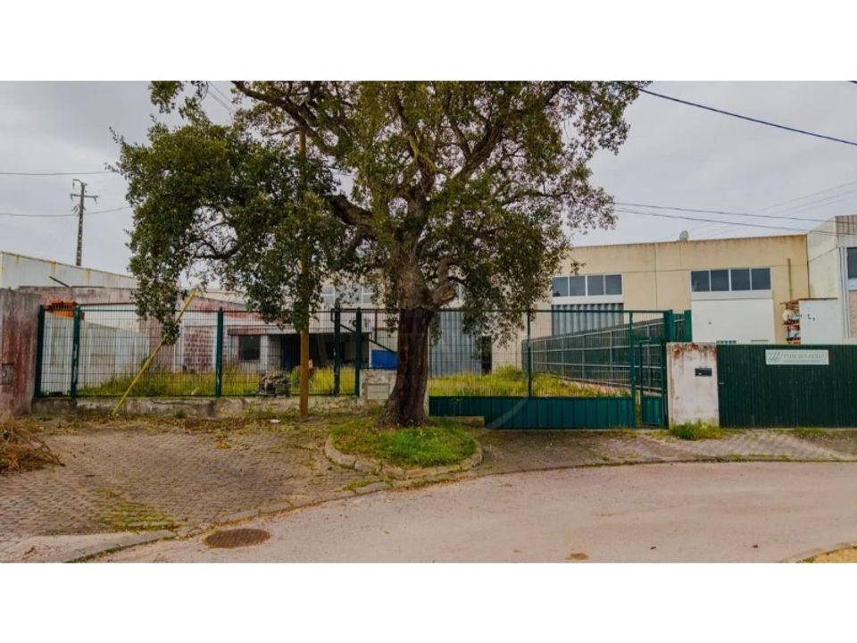 Erhvervsejendom i Alhos Vedros, Setubal - foto 1