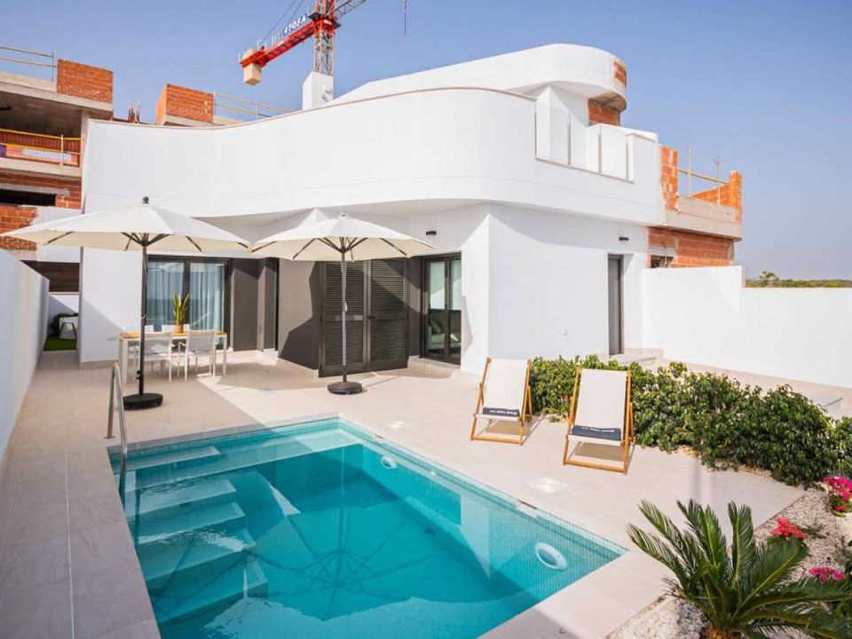 Villa a Torrevieja, Alicante - foto 1