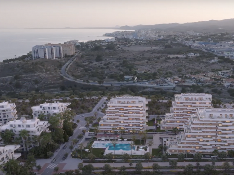 Lejlighed i Villajoyosa, Alicante - foto 3