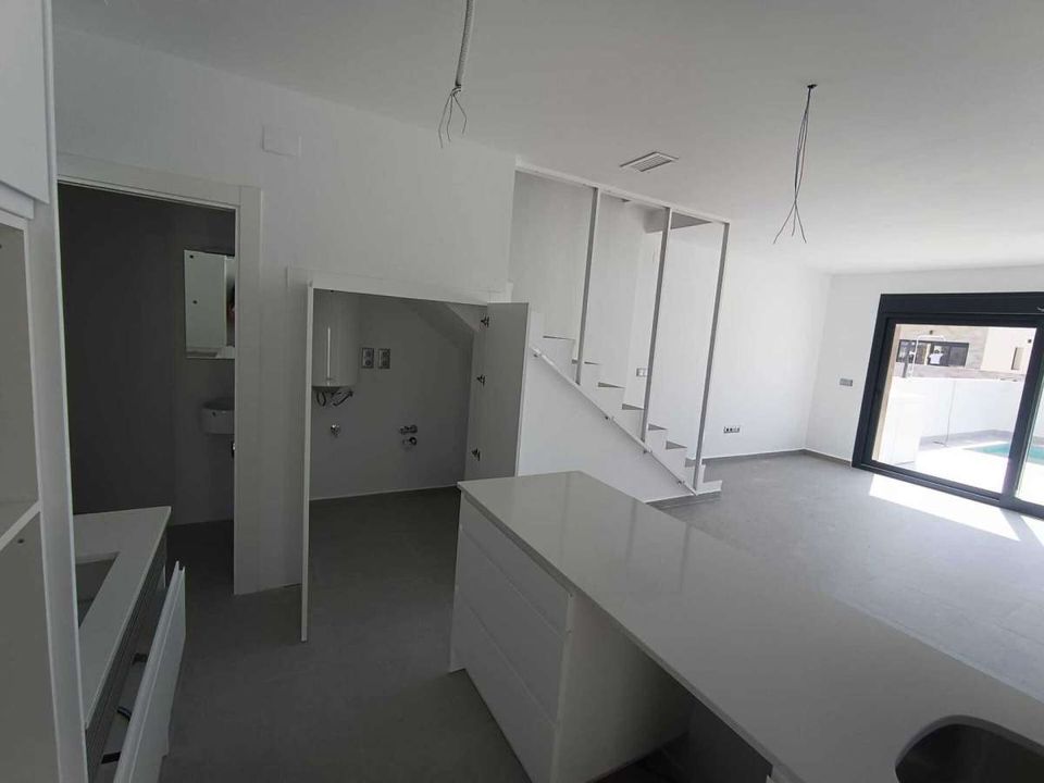 Villa i Daya Nueva, Alicante - bilde 3