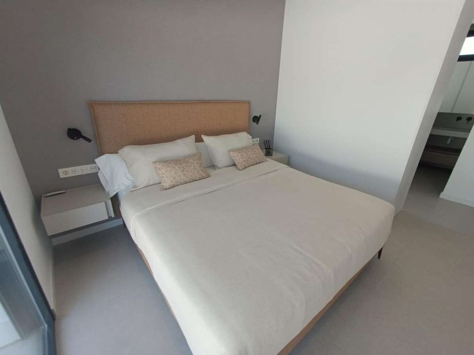 Villa - Ciudad Quesada, Alicante - photo 3