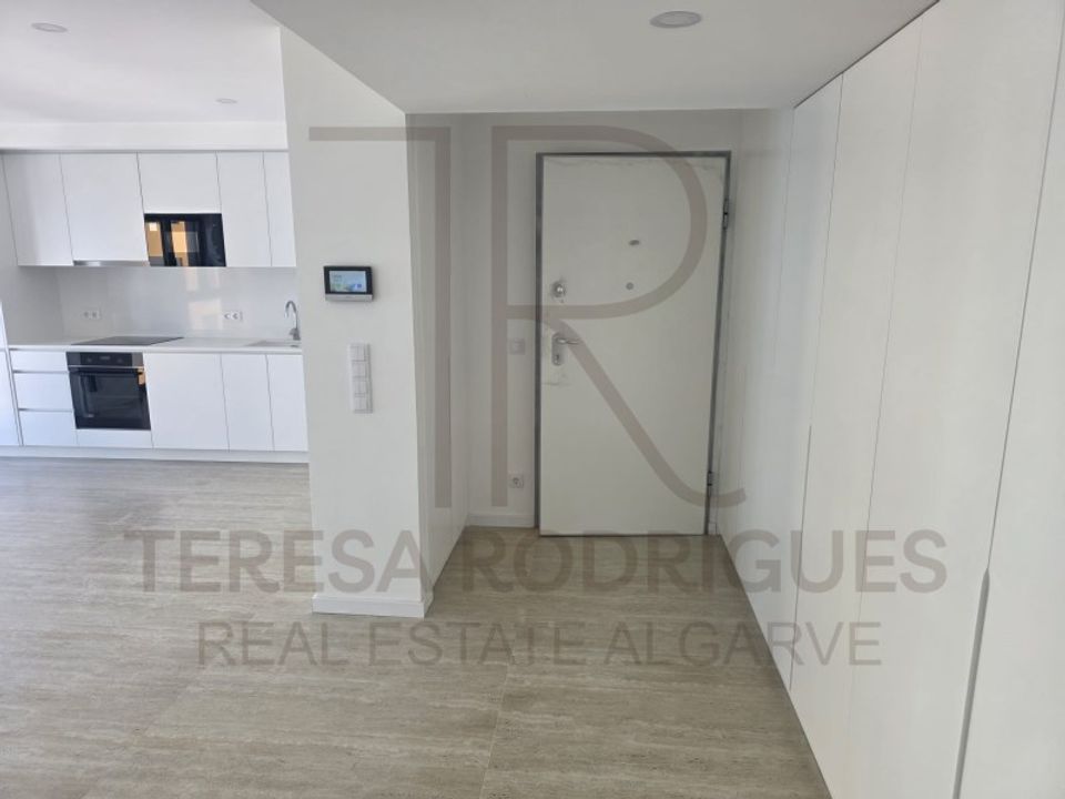 Lejlighed i Armacao de Pera, Faro - foto 1